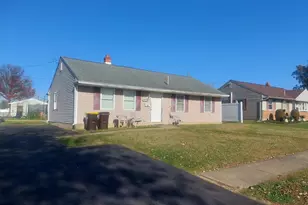 2716 Berwyn Rd, Bensalem, PA 19020 - Photo 2