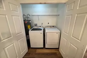 25 Oval Turn Ln, Levittown, PA 19055 - Photo 16