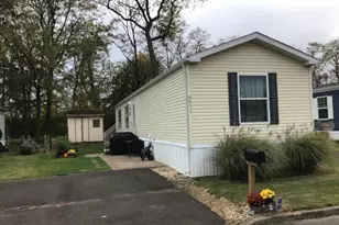 8014 Woodside Dr, Morrisville, PA 19067 - Photo 1