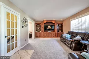 242 Snapdragon St, Warrington, PA 18976 - Photo 10