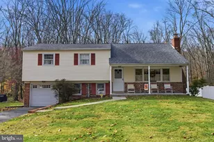 5 Glen Dr, Yardley, PA 19067 - Photo 2