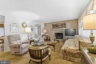 5 Glen Dr, Yardley, PA 19067 - Photo 4