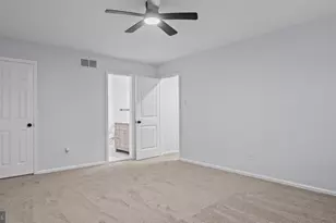 5625 Cricket Ln, Bensalem, PA 19020 - Photo 24