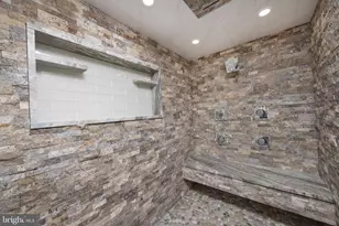 6469 Groveland Rd, Pipersville, PA 18947 - Photo 22