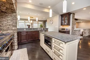 6469 Groveland Rd, Pipersville, PA 18947 - Photo 8