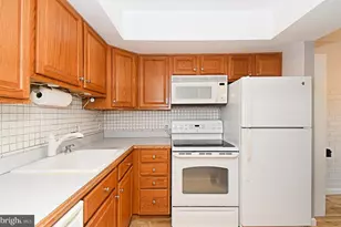 1302 Yardley Commons, Yardley, PA 19067 - Photo 14