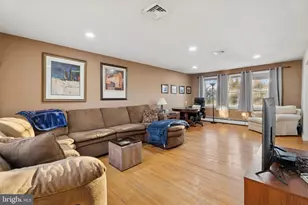 1905 Palomino Dr, Warrington, PA 18976 - Photo 4