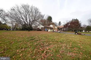 1 Sunnyside Ln, Yardley, PA 19067 - Photo 4