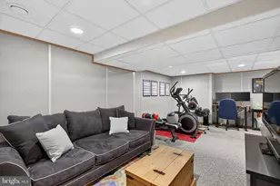 154 Galway Cir, Chalfont, PA 18914 - Photo 32