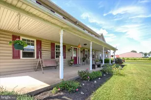 1010 Sweetbriar Rd, Perkasie, PA 18944 - Photo 4