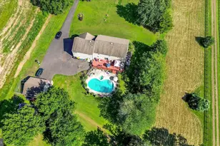 1010 Sweetbriar Rd, Perkasie, PA 18944 - Photo 1