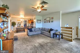 1010 Sweetbriar Rd, Perkasie, PA 18944 - Photo 30