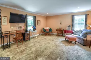 1010 Sweetbriar Rd, Perkasie, PA 18944 - Photo 10