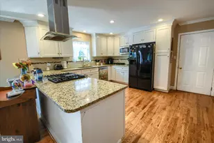 1010 Sweetbriar Rd, Perkasie, PA 18944 - Photo 16