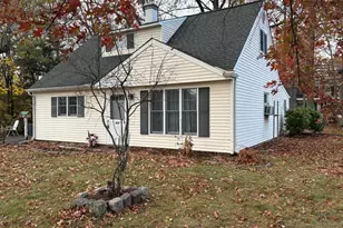 606 Fairhill Rd, Morrisville, PA 19067 - Photo 2