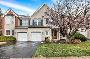 102 Julian Dr E, Warwick, PA 18974 - Photo 1