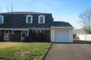 5 Essex Ct, Quakertown, PA 18951 - Photo 2