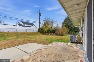 831 Trenton Rd, Fairless Hills, PA 19030 - Photo 4