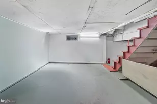 368 Dorrance St, Bristol, PA 19007 - Photo 40