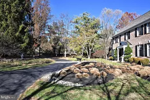 4 Pine Heritage Dr, Newtown, PA 18940 - Photo 8