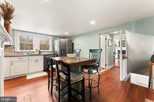 4005 Lower Rd, Levittown, PA 19056 - Photo 8