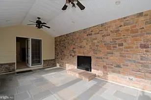 19 Goldney Dr, Newtown, PA 18940 - Photo 86