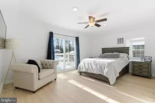 2623 E Ave, Levittown, PA 19056 - Photo 22