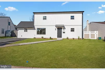 261 Northpark Drive, Levittown, PA 19054 - Photo 2