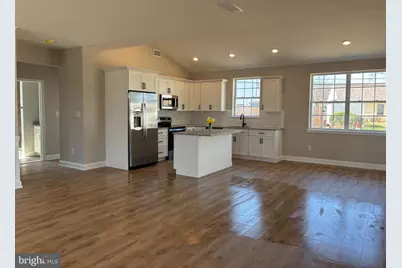 [Address not provided], Levittown, PA 19055 - Photo 18