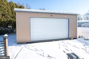 711 Bellevue Ave, Penndel, PA 19047 - Photo 20