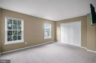 21 Van Horn Pl, Holland, PA 18966 - Photo 18