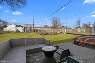 673 Trenton Rd, Fairless Hills, PA 19030 - Photo 18