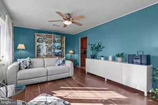 673 Trenton Rd, Fairless Hills, PA 19030 - Photo 6