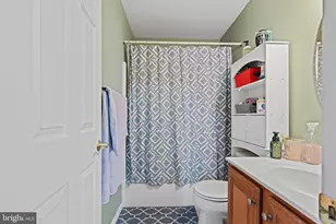 260 Hampshire Dr, Sellersville, PA 18960 - Photo 36