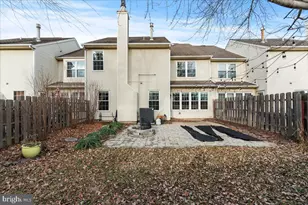 2 Holly Cir, Newtown, PA 18940 - Photo 28