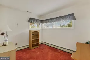 15 Cable Rd, Levittown, PA 19057 - Photo 10