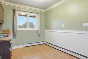 25 Autumn Ln, Levittown, PA 19055 - Photo 14