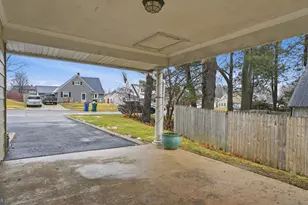 25 Autumn Ln, Levittown, PA 19055 - Photo 28