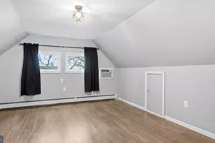 25 Autumn Ln, Levittown, PA 19055 - Photo 18