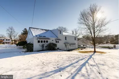 16 Wilbur Road, Yardley, PA 19067 - Photo 2