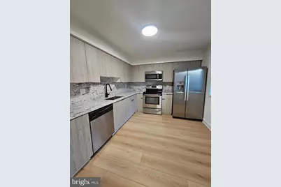 262 Clinton Court, Holland, PA 18966 - Photo 2