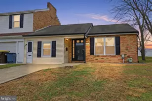 6301 Powder Horn Ct, Bensalem, PA 19020 - Photo 2