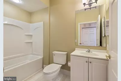 2 Falcon Drive #202, Holland, PA 18966 - Photo 16