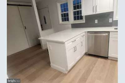 47 Strawberry Lane, Levittown, PA 19055 - Photo 16