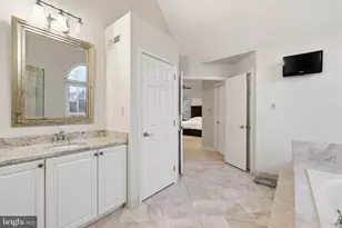 4 Sunrise Dr, Doylestown, PA 18901 - Photo 44