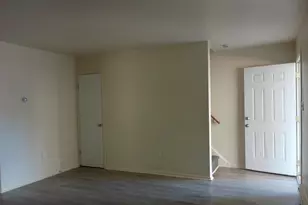 313 Wilson St, Bristol, PA 19007 - Photo 12