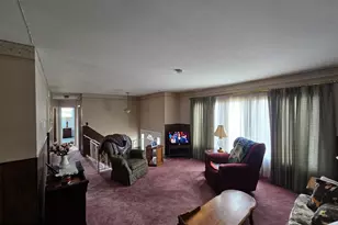 980 Marshall Dr, Warminster, PA 18974 - Photo 2