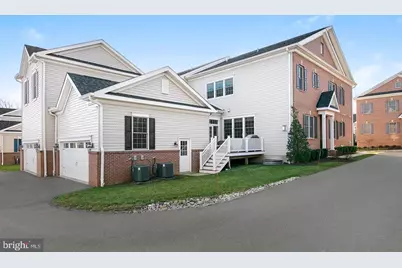 71 Creekview Lane, Yardley, PA 19067 - Photo 2