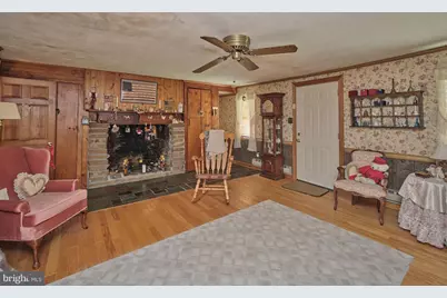 301 Main Street, Hulmeville, PA 19047 - Photo 10