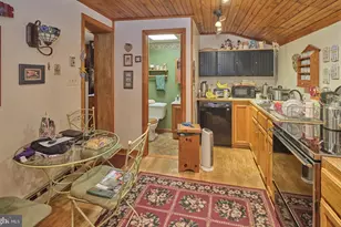 301 Main St, Hulmeville, PA 19047 - Photo 6